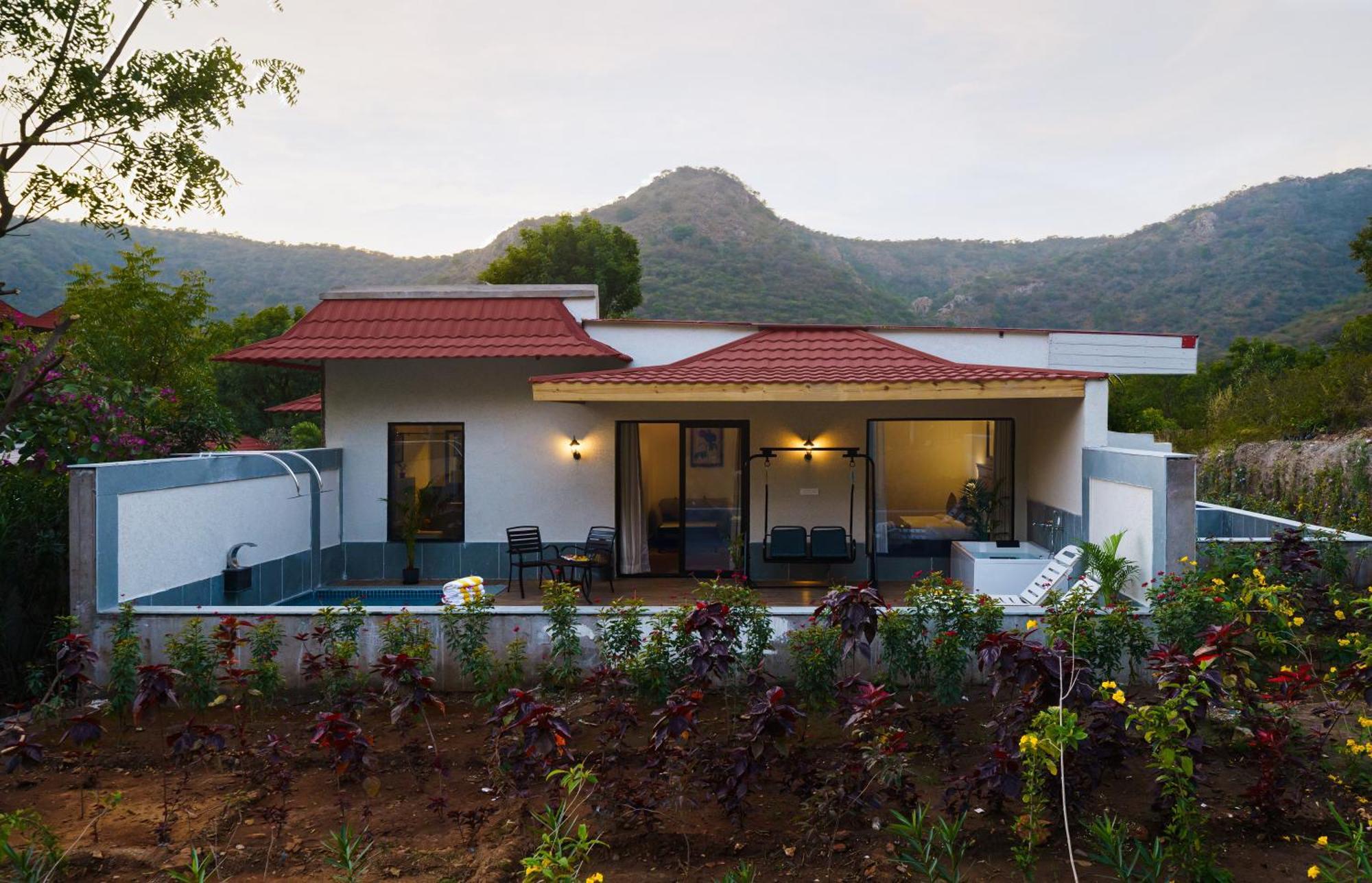 Anandam - A Luxury Resort In Udaipur Exterior photo