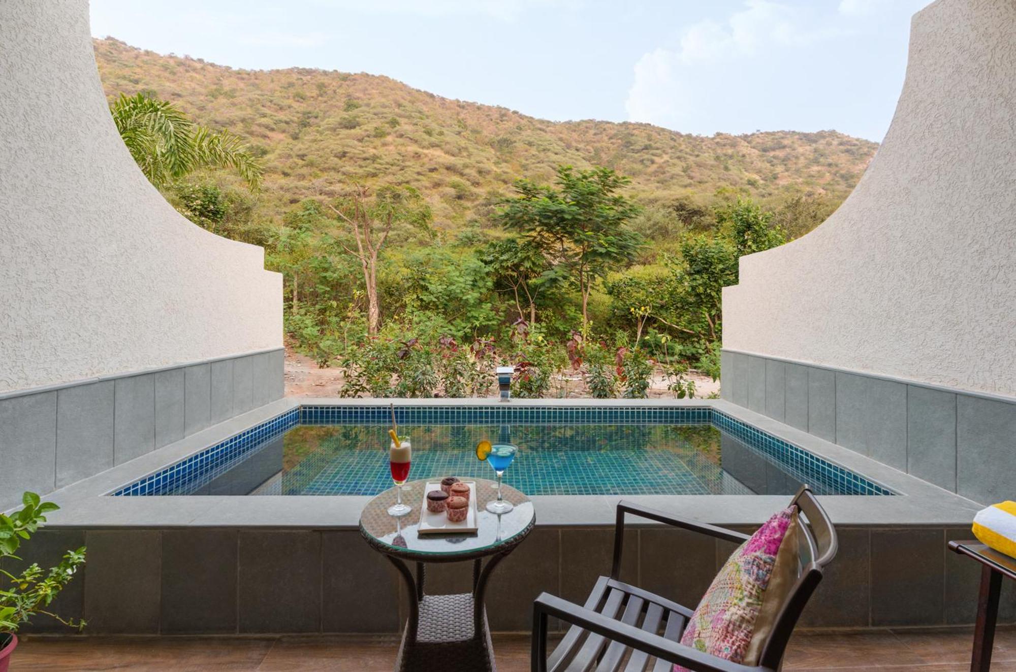 Anandam - A Luxury Resort In Udaipur Exterior photo