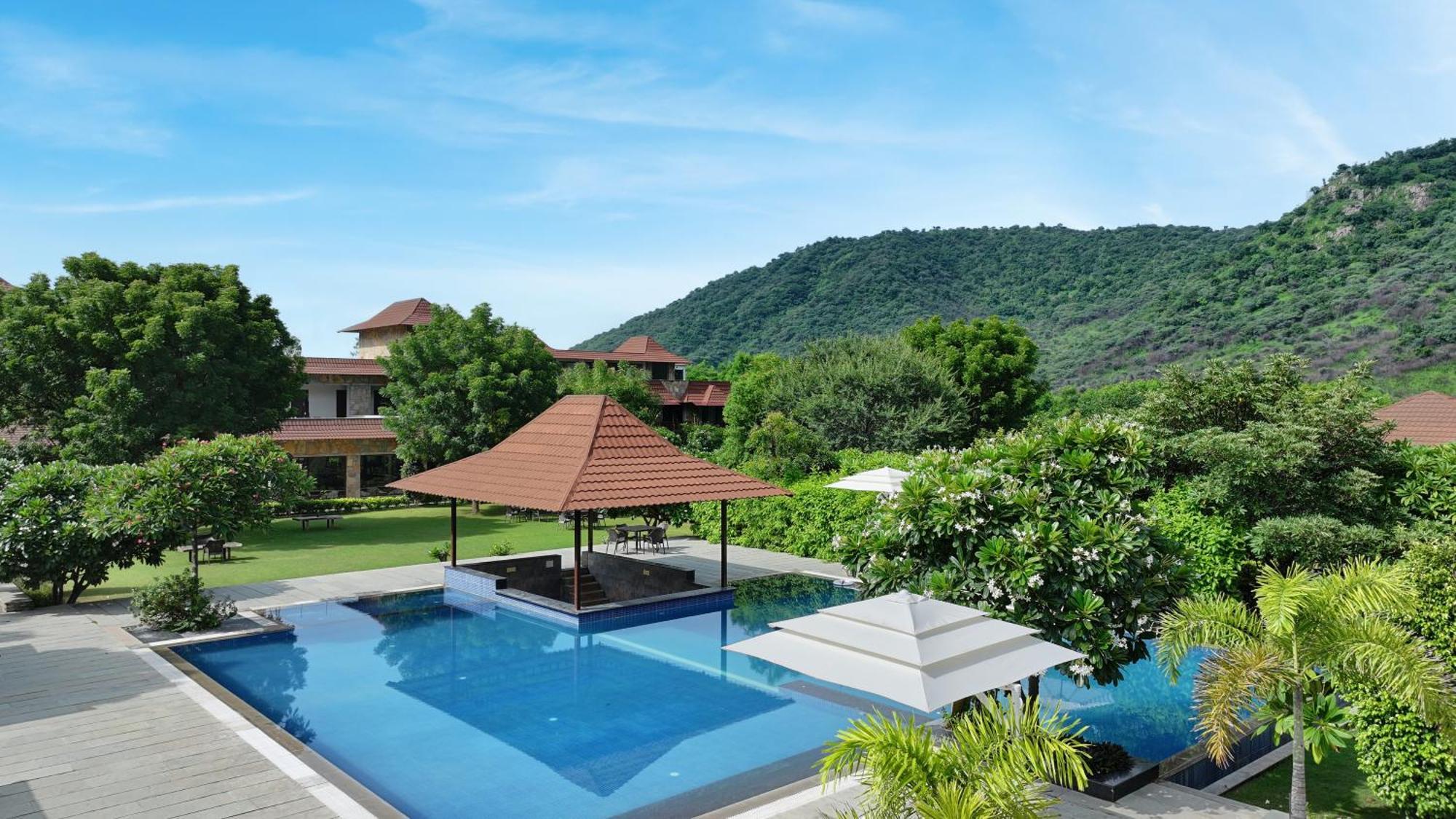 Anandam - A Luxury Resort In Udaipur Exterior photo