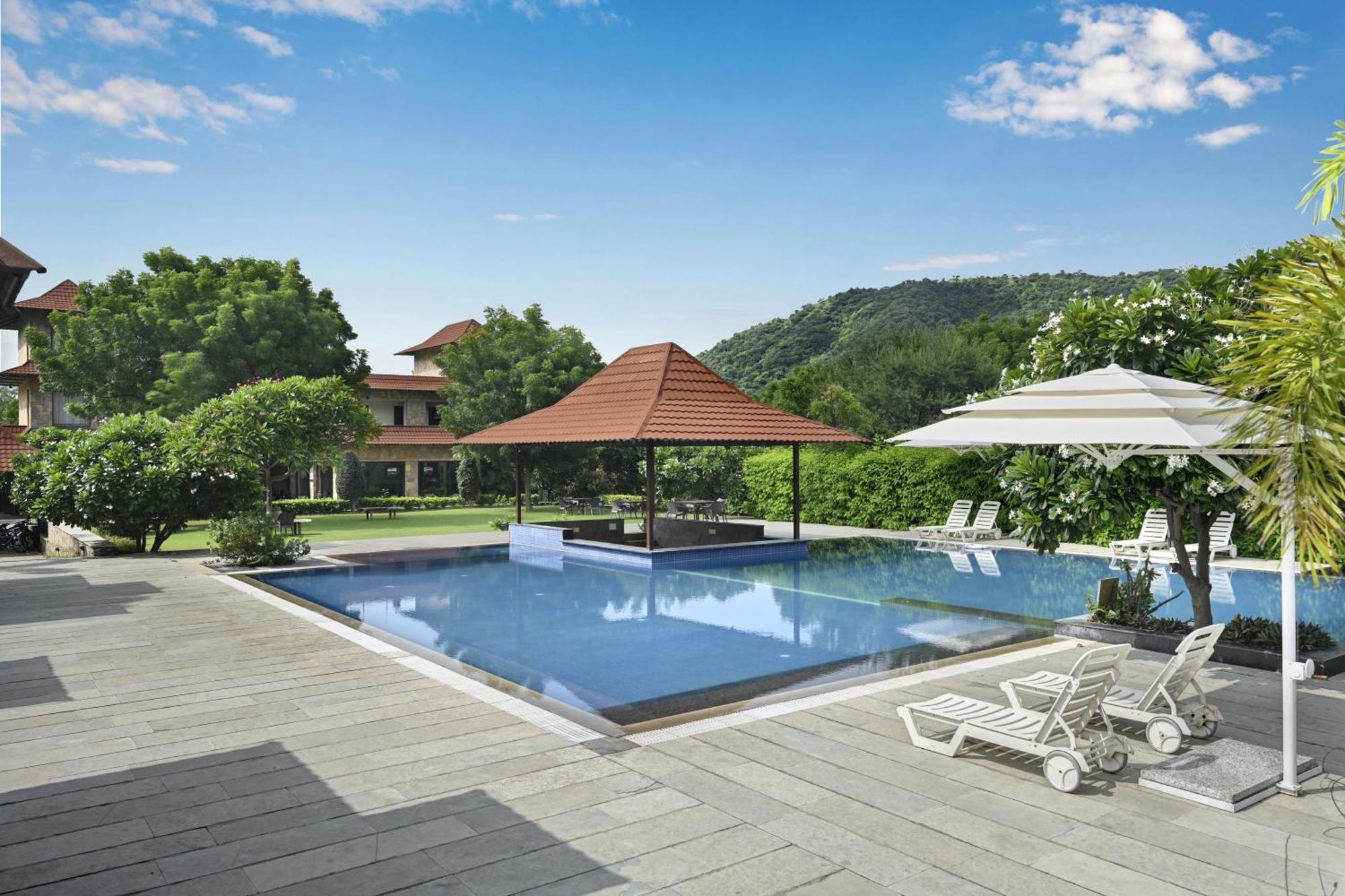 Anandam - A Luxury Resort In Udaipur Exterior photo