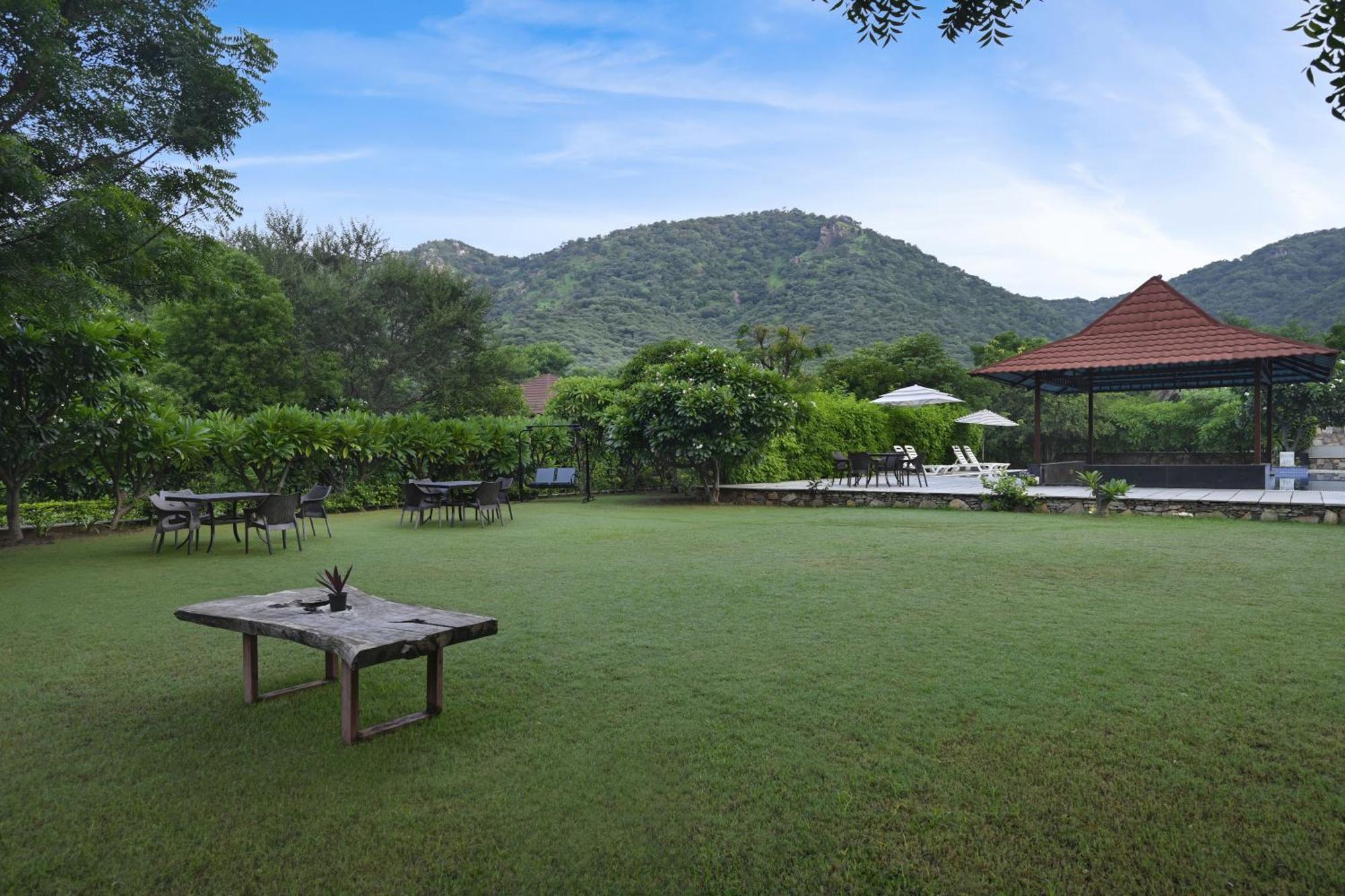 Anandam - A Luxury Resort In Udaipur Exterior photo